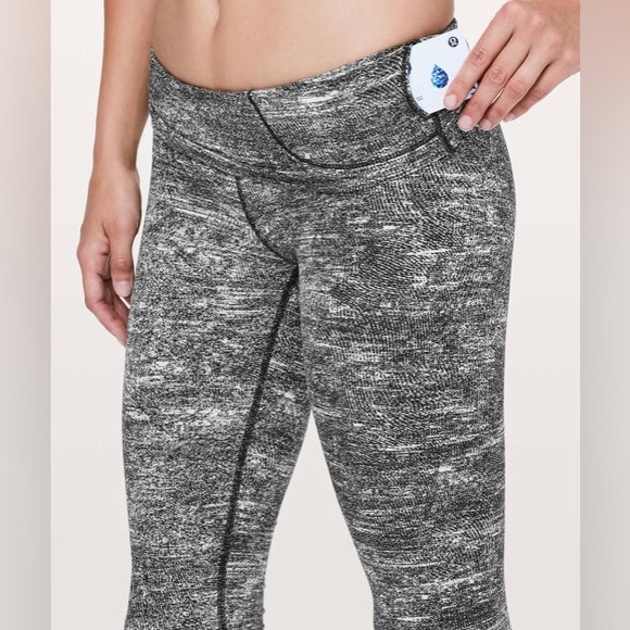 Lululemon Wunder Under Crop High Rise 21” Leggings - Picture 10 of 10